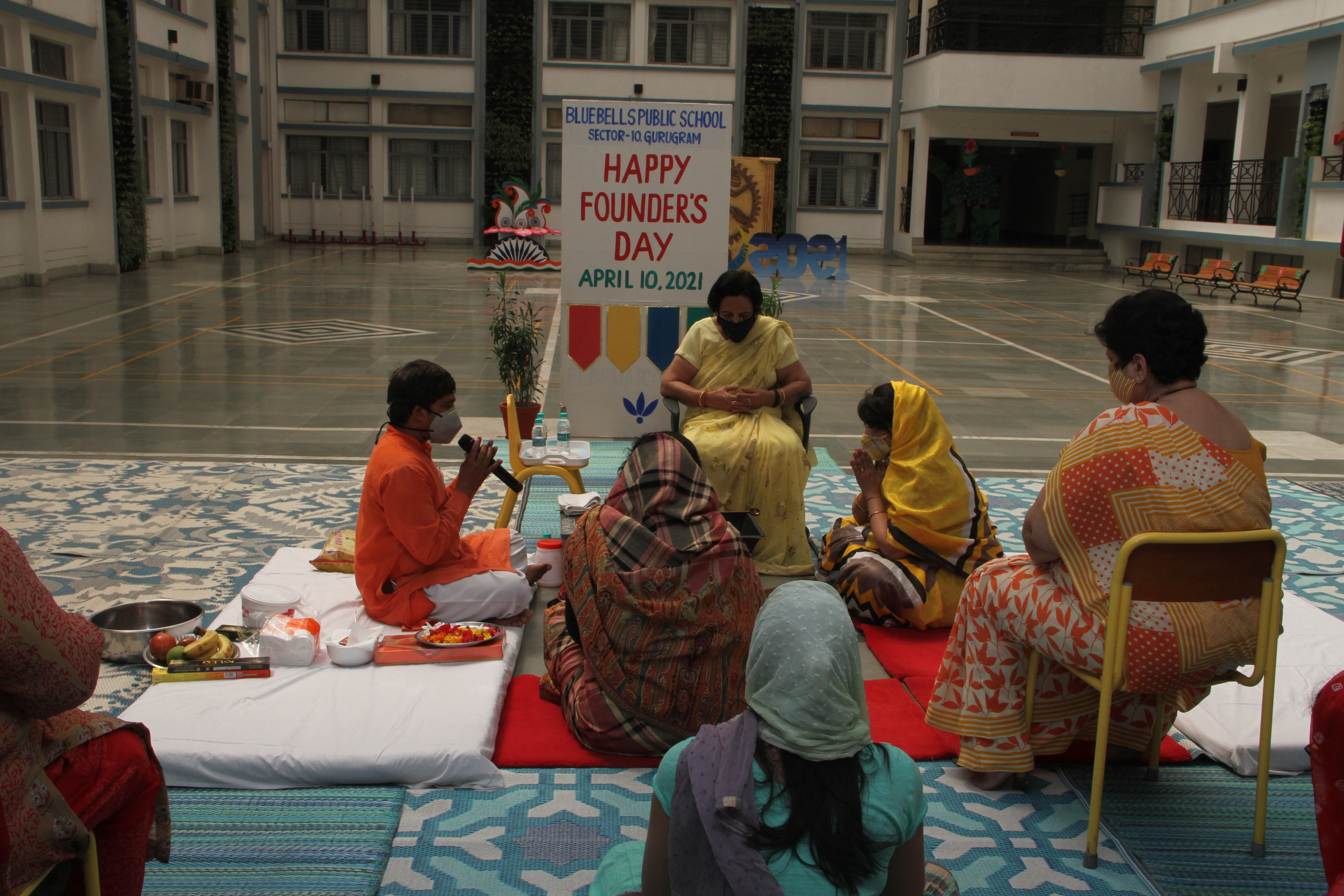 19th-founder-s-day-6boUX8