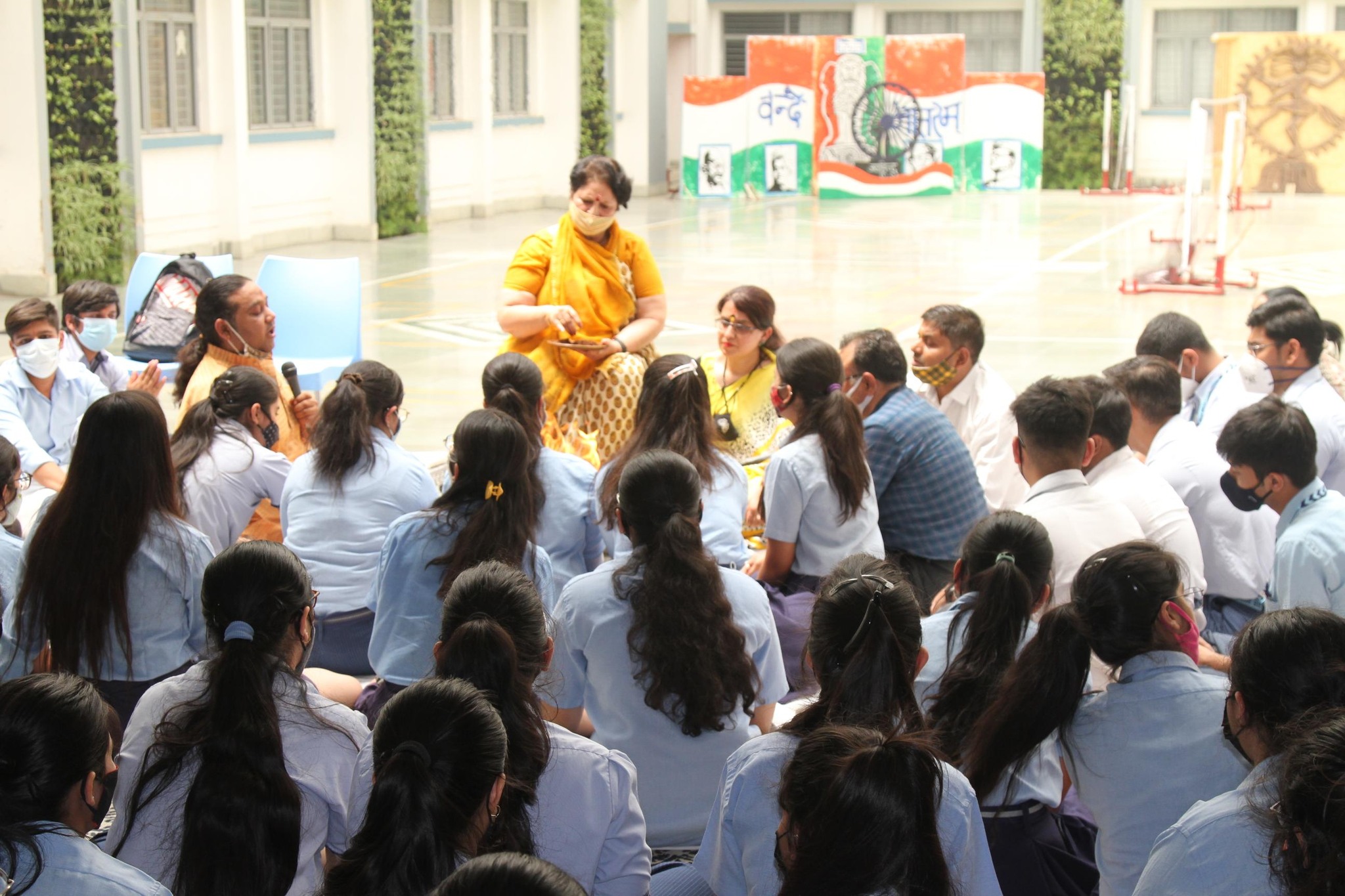 havan-ceremony-for-wishing-good-luck-to-the-students-b7JD8x