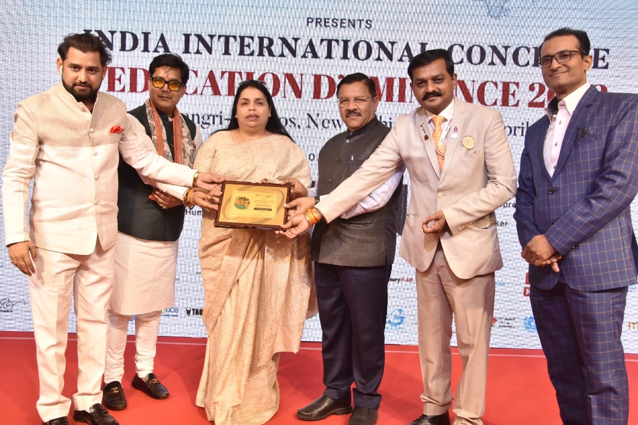 albert-einstein-award-for-academicians-researchers-uOjaZ1